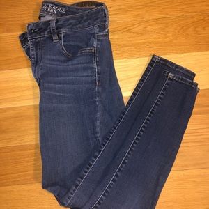 AMERICAN EAGLE HIGH RISE JEGGINGS